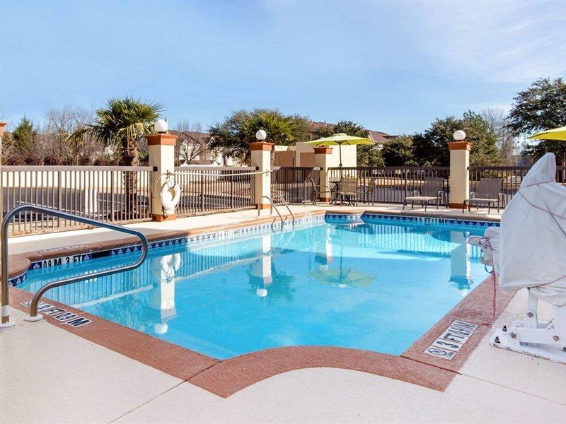 Quality Inn & Suites Montgomery East Carmichael Rd Luaran gambar