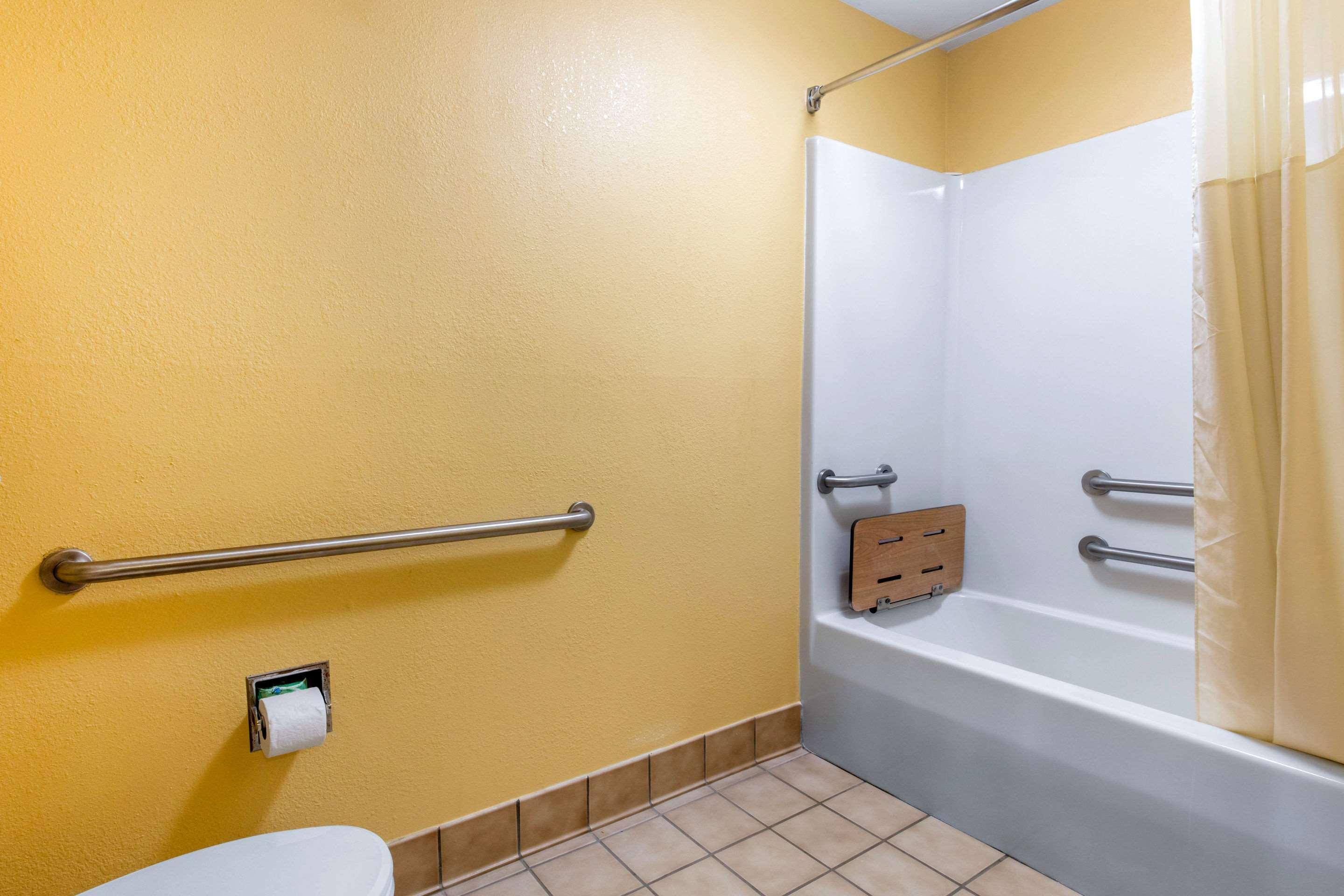 Quality Inn & Suites Montgomery East Carmichael Rd Luaran gambar