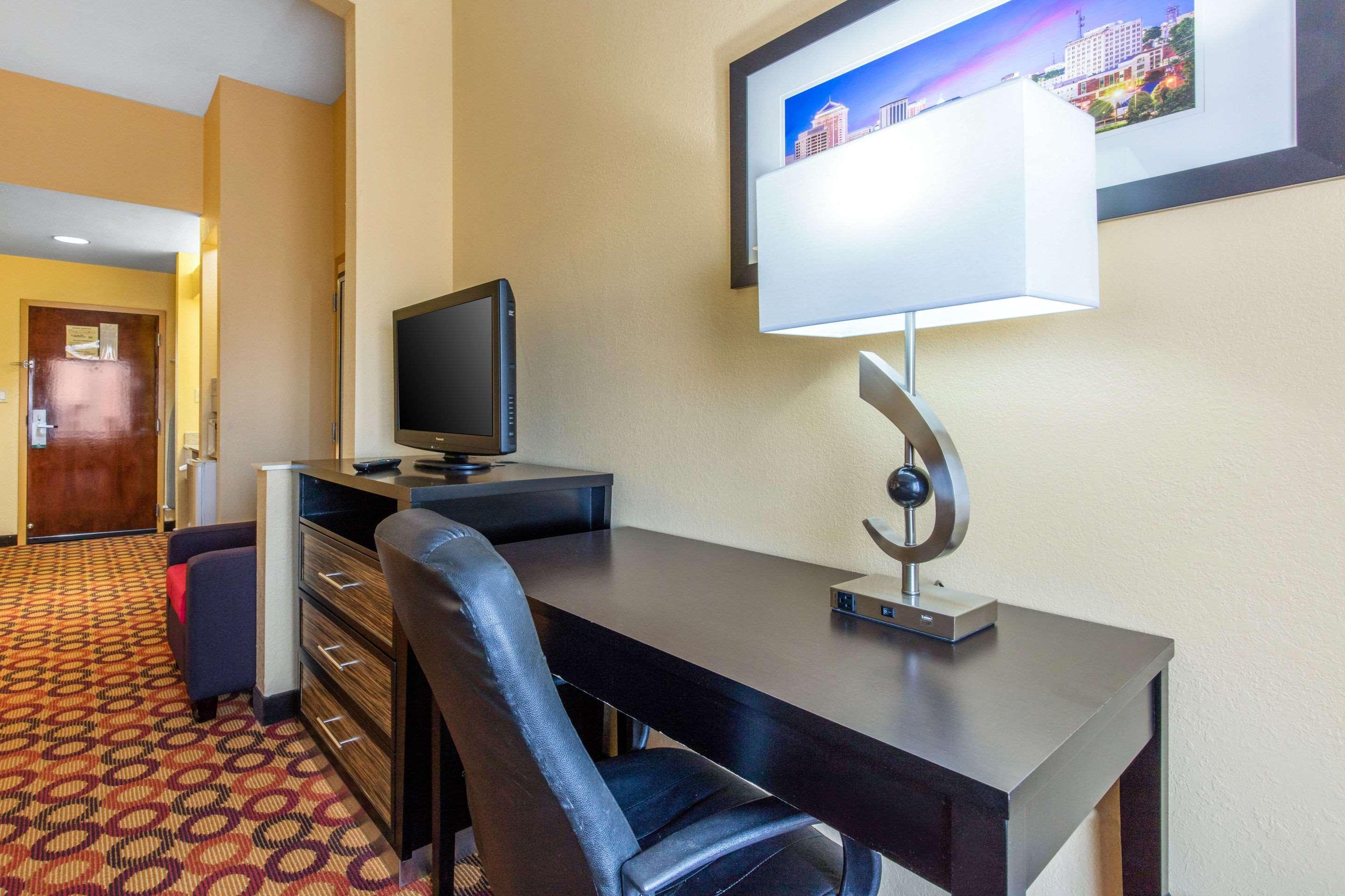 Quality Inn & Suites Montgomery East Carmichael Rd Luaran gambar